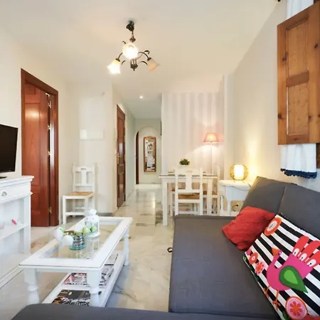 Sunny, 2-bedroom House With Wifi In 5 Minutes From Granada